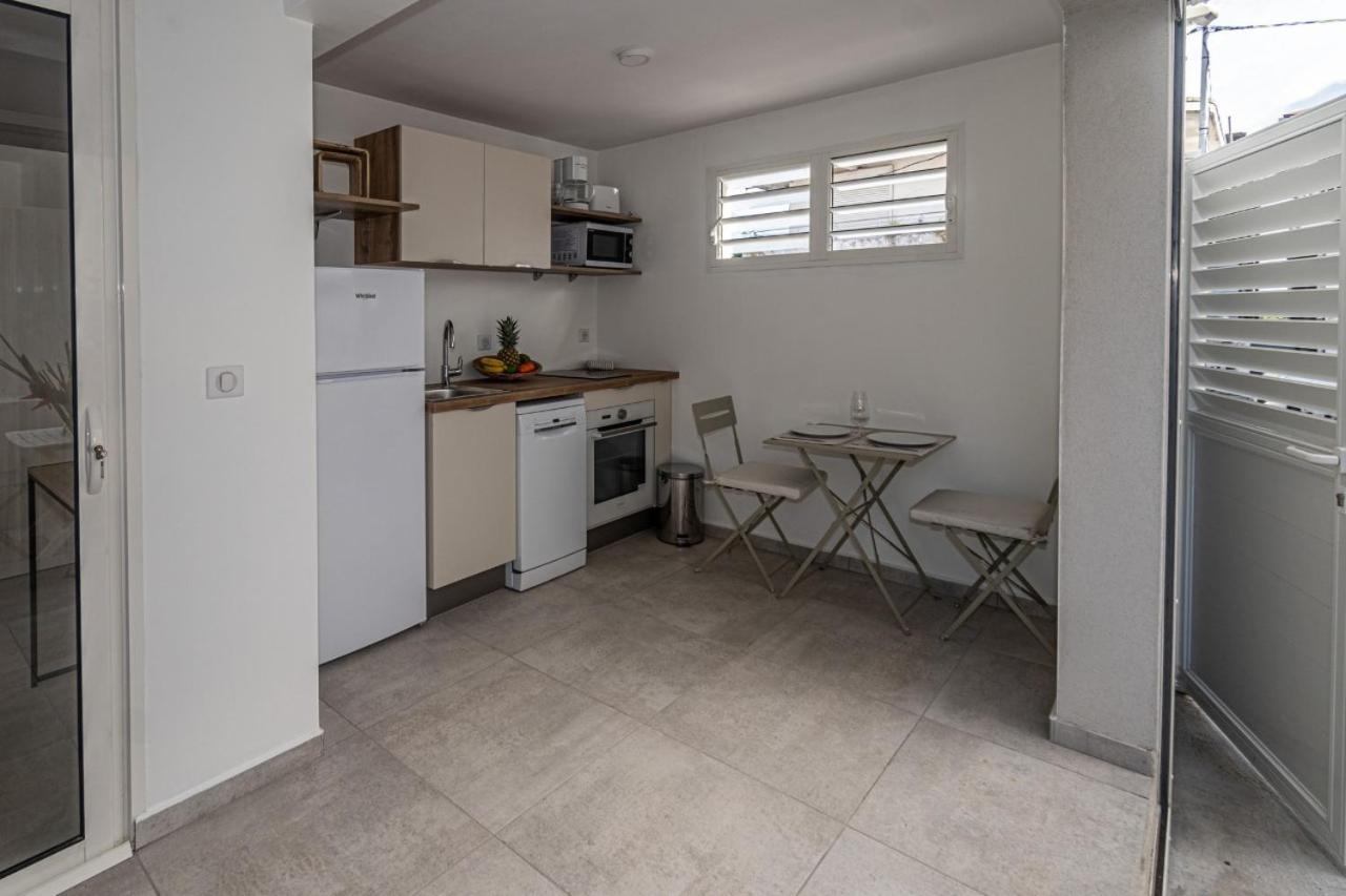 Ilet Jade Apartment Le Gosier  Bagian luar foto