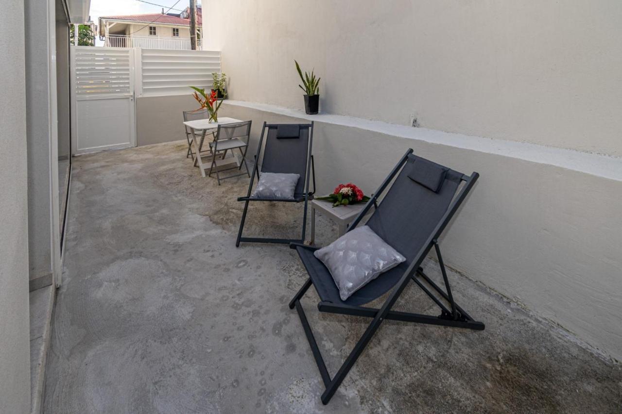 Ilet Jade Apartment Le Gosier  Bagian luar foto
