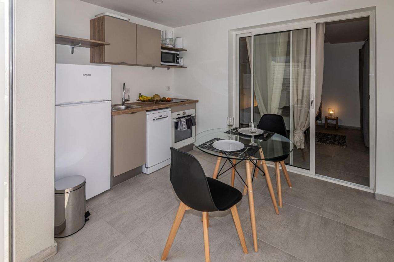 Ilet Jade Apartment Le Gosier  Bagian luar foto