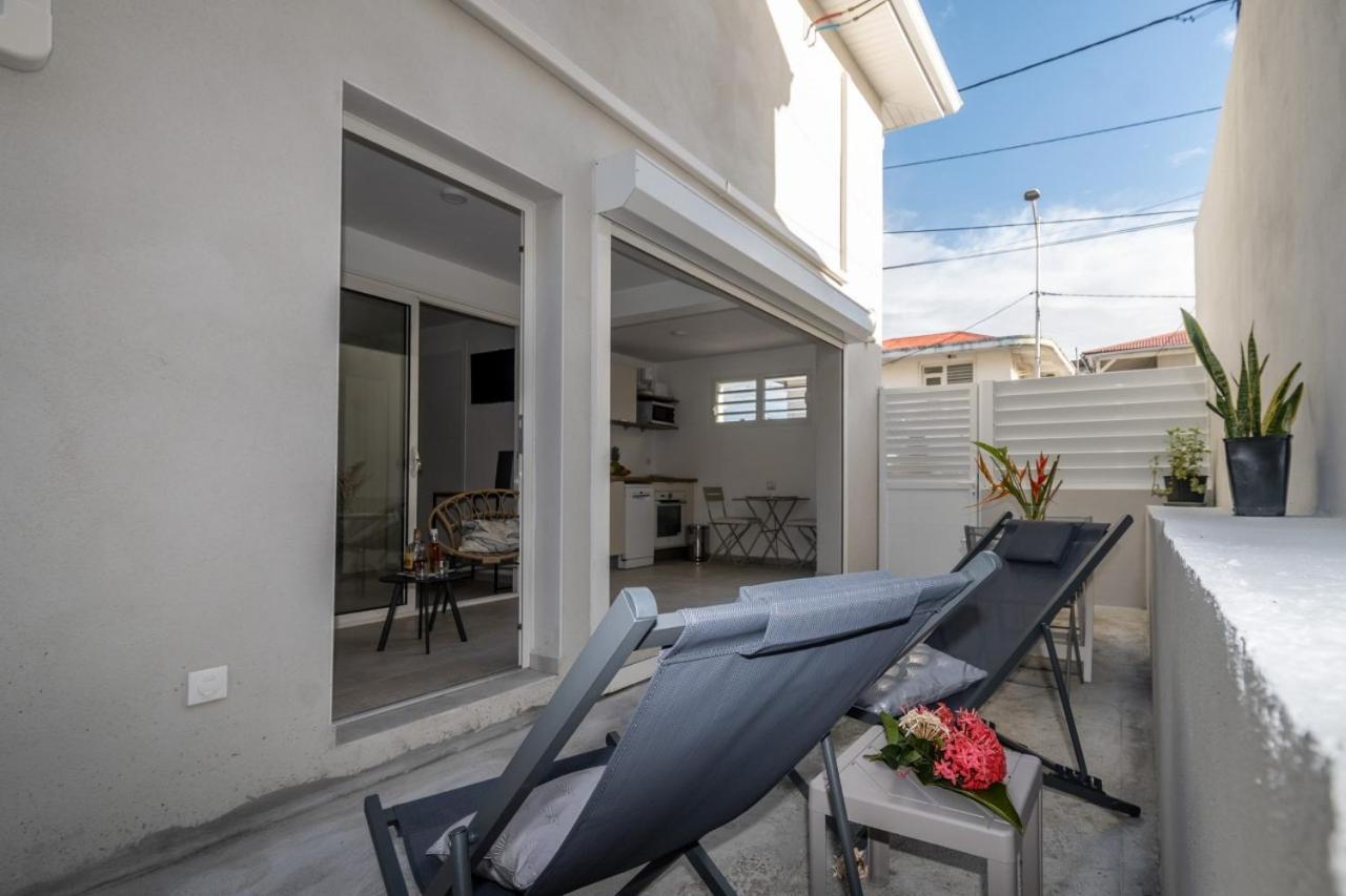 Ilet Jade Apartment Le Gosier  Bagian luar foto