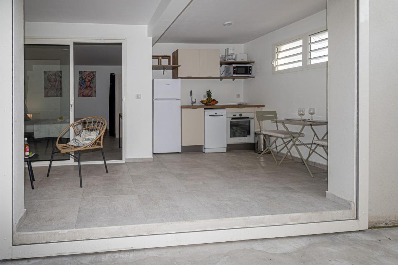 Ilet Jade Apartment Le Gosier  Bagian luar foto