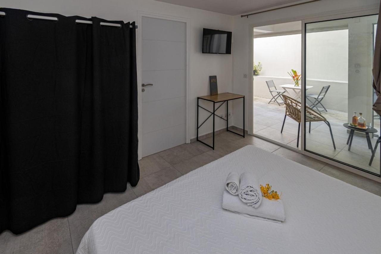 Ilet Jade Apartment Le Gosier  Bagian luar foto