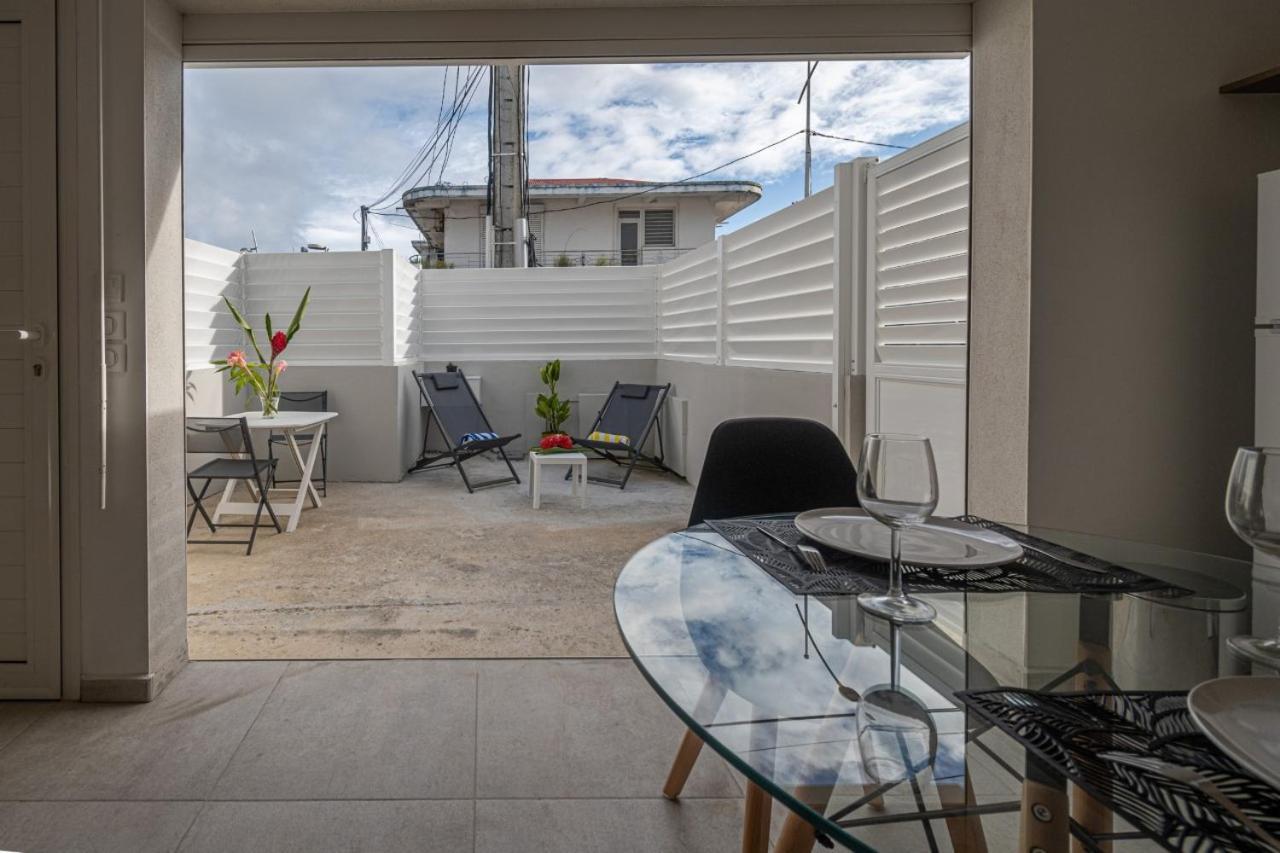 Ilet Jade Apartment Le Gosier  Bagian luar foto