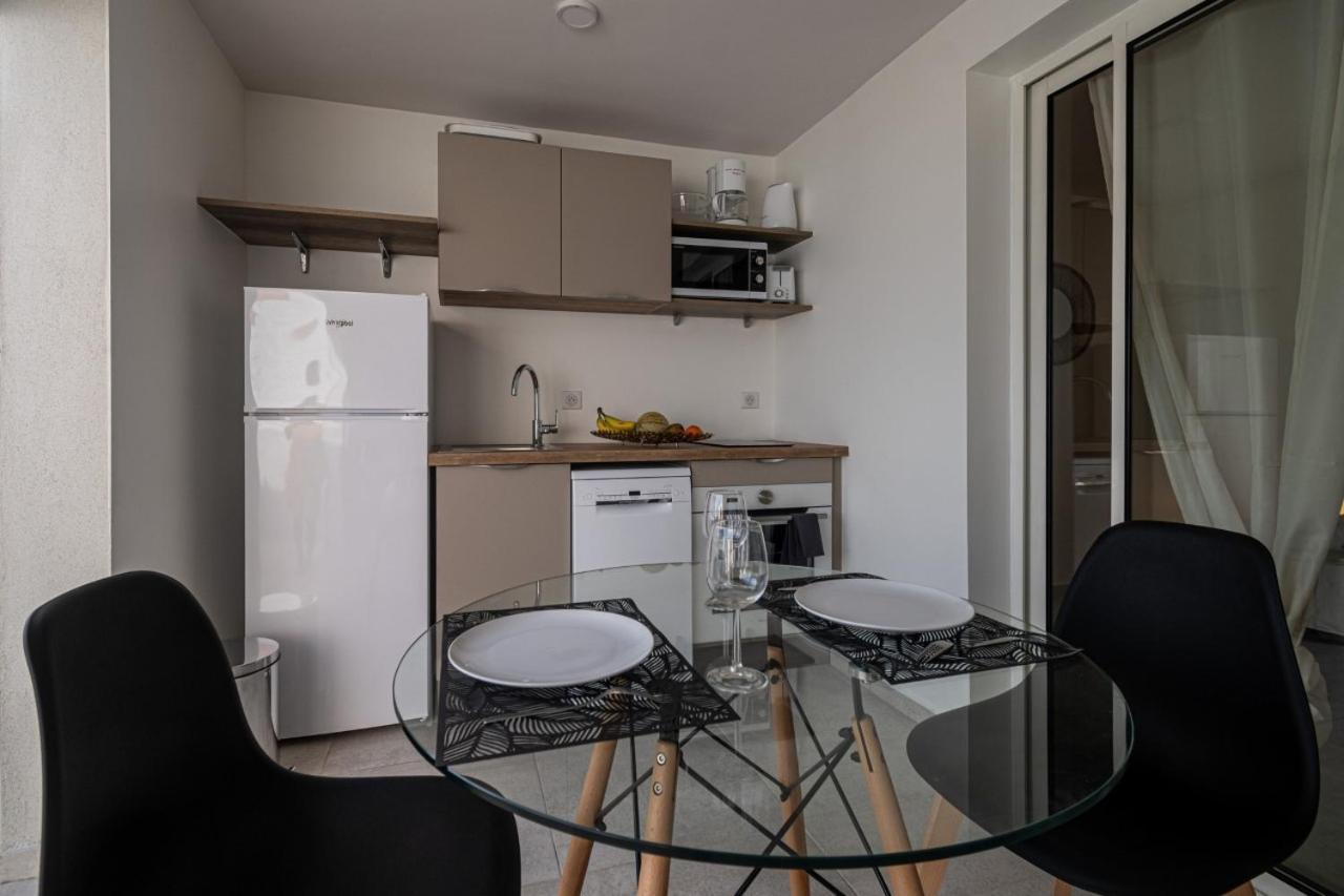 Ilet Jade Apartment Le Gosier  Bagian luar foto